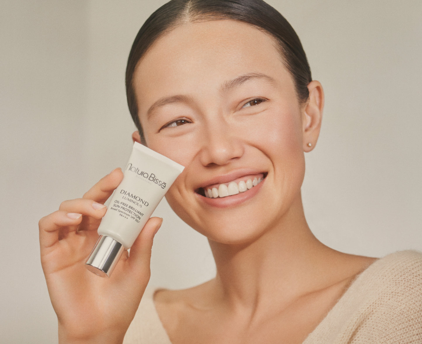 Diamond Luminous SPF50 Oil-Free